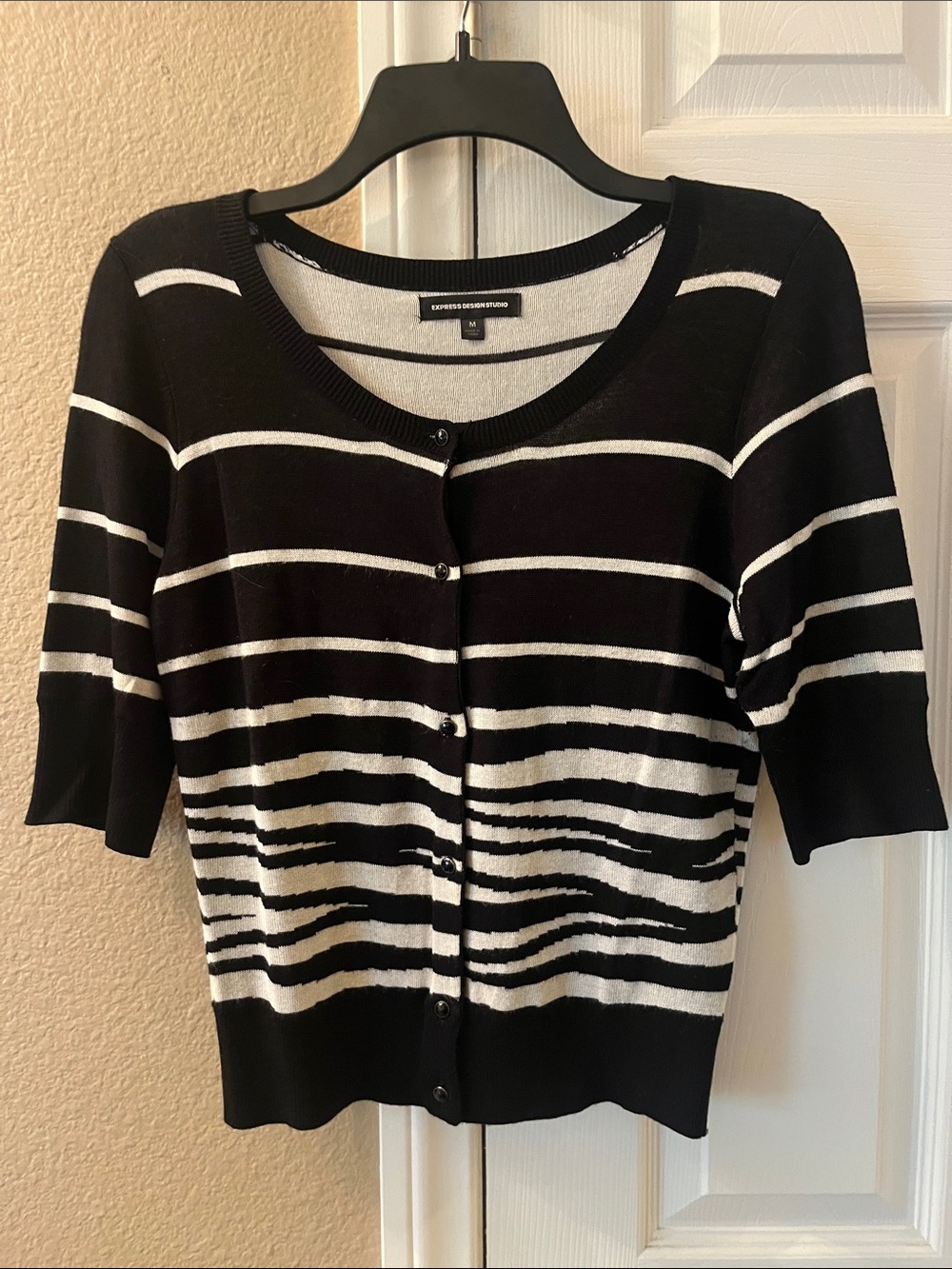 Express Black and White Striped Button-Front Short Sleeve Cardigan Medium